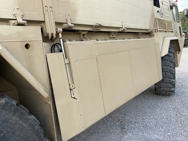 Камион EWK "BISON" (PROTOTYPE) AMPHIBIOUS MULTI PURPOSE TRUCK 4X4: слика 8 Камион EWK "BISON" (PROTOTYPE) AMPHIBIOUS MULTI PURPOSE TRUCK 4X4: слика 8