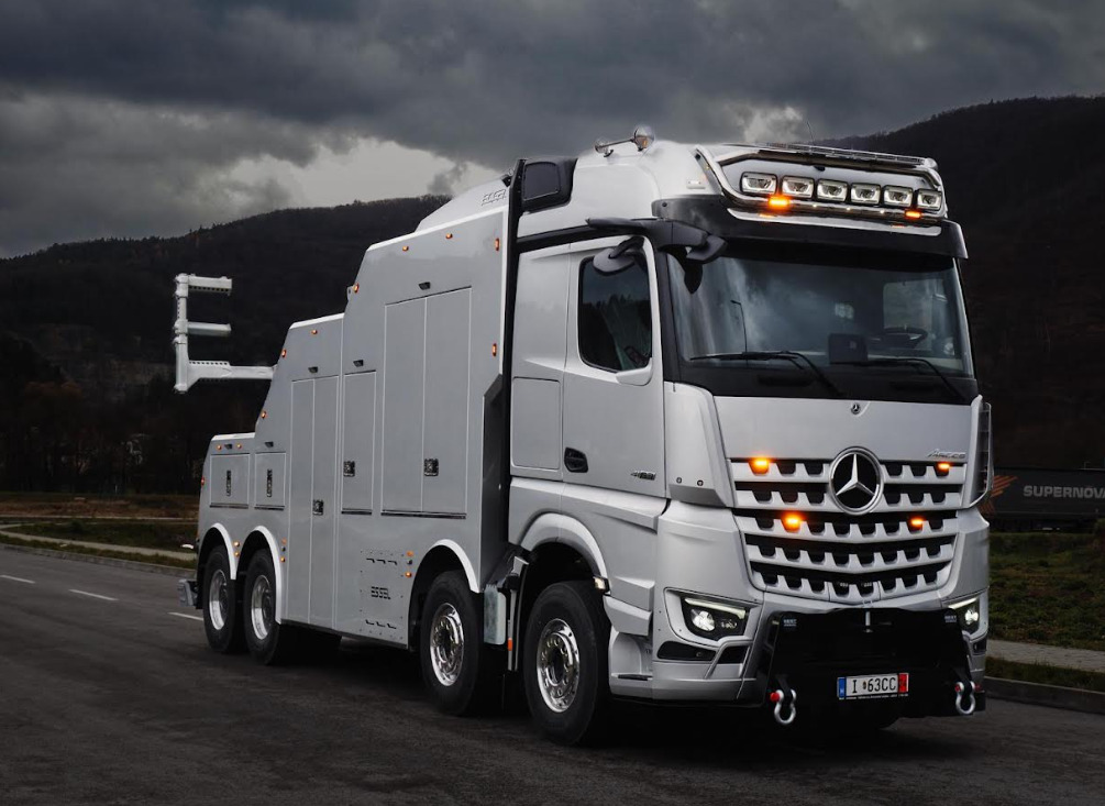 MERCEDES-BENZ Mercedes Arocs NEW T-REX silver - Камион за влечење: слика 1 MERCEDES-BENZ Mercedes Arocs NEW T-REX silver - Камион за влечење: слика 1