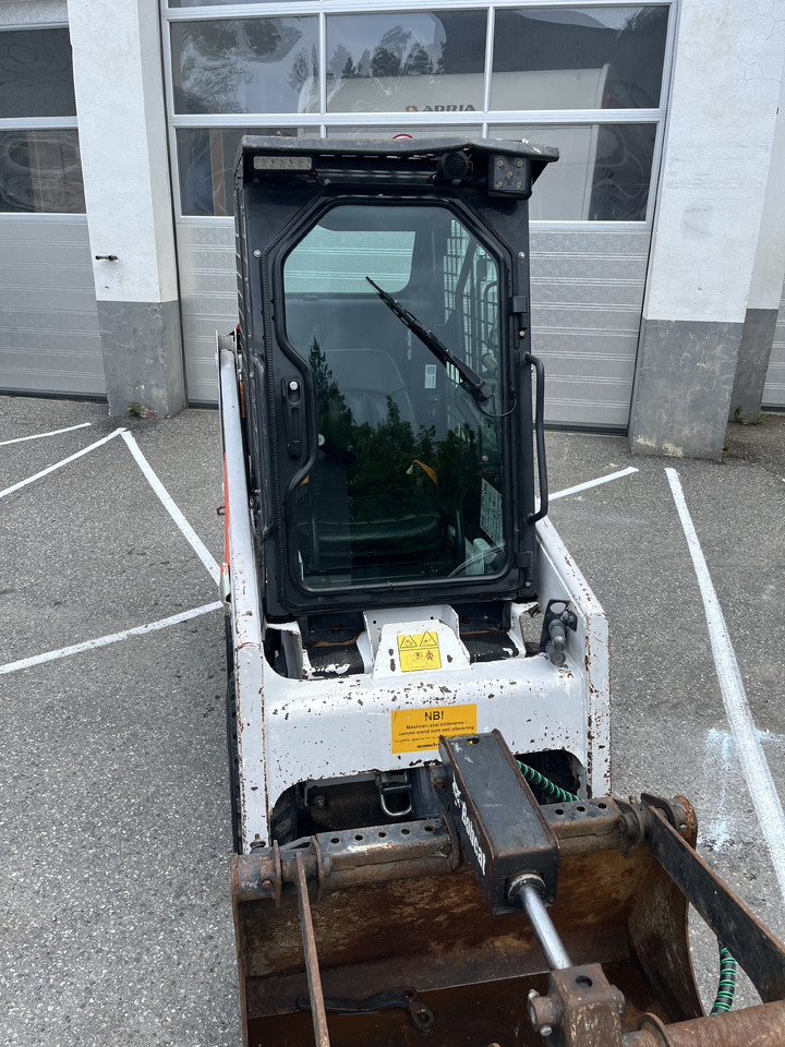 BOBCAT S70 - Компактен натоварувач со гасеници: слика 3 BOBCAT S70 - Компактен натоварувач со гасеници: слика 3