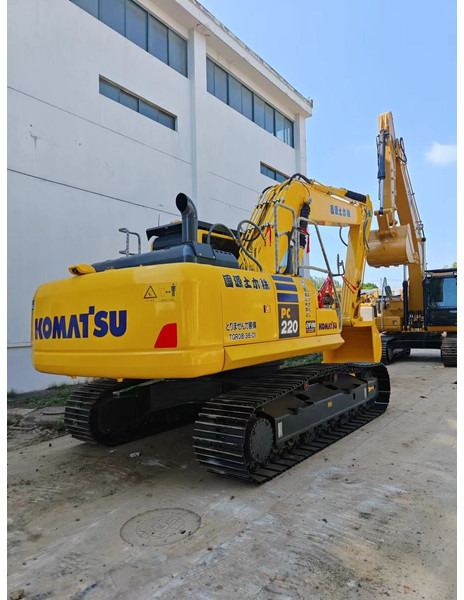 Komatsu PC220-8 - Багер гасеничар: слика 1 Komatsu PC220-8 - Багер гасеничар: слика 1