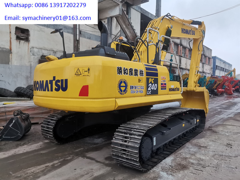 Komatsu PC240-8 - Багер гасеничар: слика 1 Komatsu PC240-8 - Багер гасеничар: слика 1