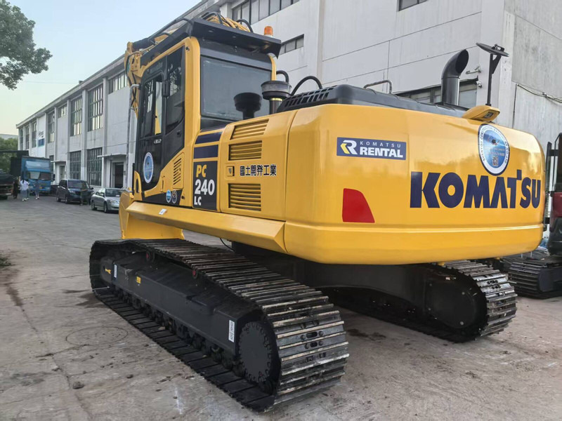 Komatsu PC240LC-8 - Багер гасеничар: слика 4 Komatsu PC240LC-8 - Багер гасеничар: слика 4