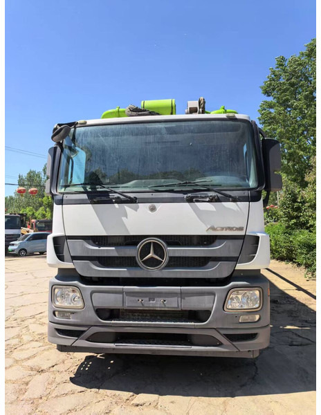 Mercedes-Benz Actros - Камион со бетонска пумпа: слика 5 Mercedes-Benz Actros - Камион со бетонска пумпа: слика 5