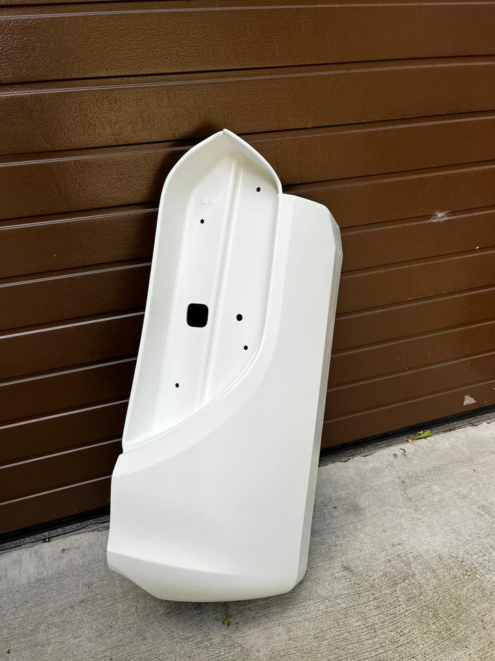 Zderzak tył narożnik prawy MAN Lions Coach po 2018 Zderzak dla autobusów Zderzak tył narożnik MAN Lions Coach po 2018 - Агол на браник за Патнички вагон автобус: слика 2 Zderzak tył narożnik prawy MAN Lions Coach po 2018 Zderzak dla autobusów Zderzak tył narożnik MAN Lions Coach po 2018 - Агол на браник за Патнички вагон автобус: слика 2