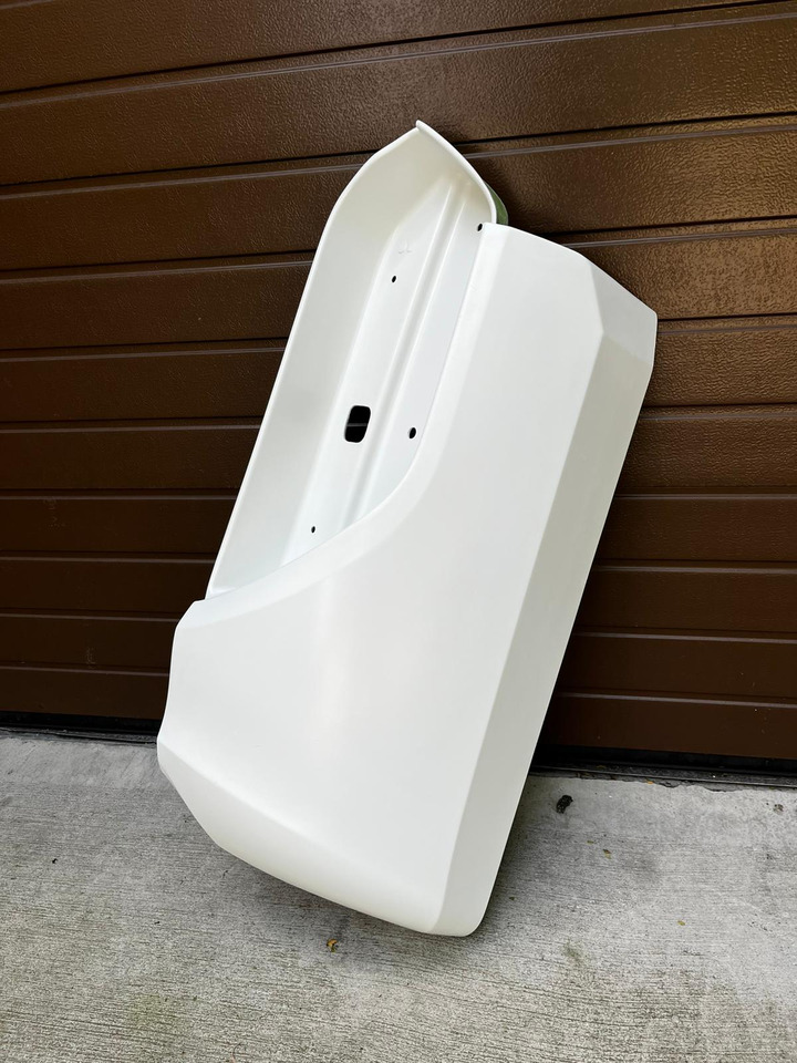 Zderzak tył narożnik prawy MAN Lions Coach po 2018 Zderzak dla autobusów Zderzak tył narożnik MAN Lions Coach po 2018 - Агол на браник за Патнички вагон автобус: слика 1 Zderzak tył narożnik prawy MAN Lions Coach po 2018 Zderzak dla autobusów Zderzak tył narożnik MAN Lions Coach po 2018 - Агол на браник за Патнички вагон автобус: слика 1