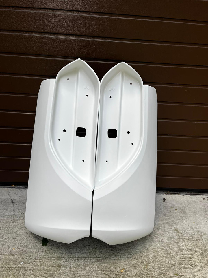 Zderzak tylny środkowy MAN LION'S COACH euro 6 MAN Lions Coach euro 6 - Браник за Автобус: слика 5 Zderzak tylny środkowy MAN LION'S COACH euro 6 MAN Lions Coach euro 6 - Браник за Автобус: слика 5