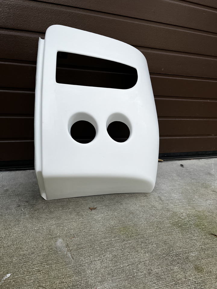 Narożnik, zderzak przedni lewy MB 350 Tourismo Mercedes-Benz 350 Tourismo - Каросерија и екстериер за Автобус: слика 1 Narożnik, zderzak przedni lewy MB 350 Tourismo Mercedes-Benz 350 Tourismo - Каросерија и екстериер за Автобус: слика 1