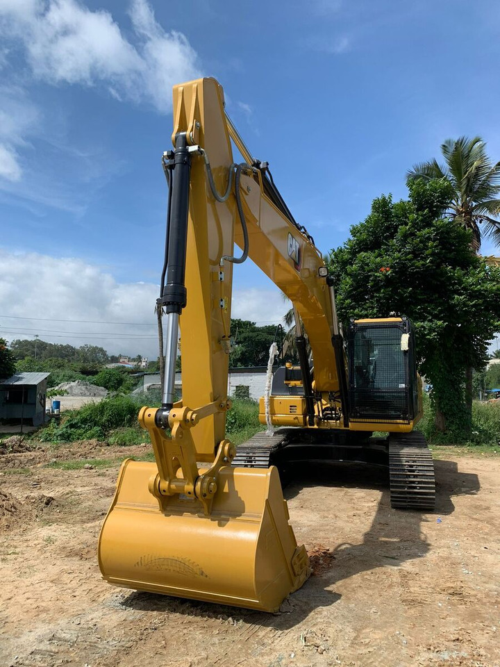 New Caterpillar 323D3 tracked excavator - Багер гасеничар: слика 2 New Caterpillar 323D3 tracked excavator - Багер гасеничар: слика 2