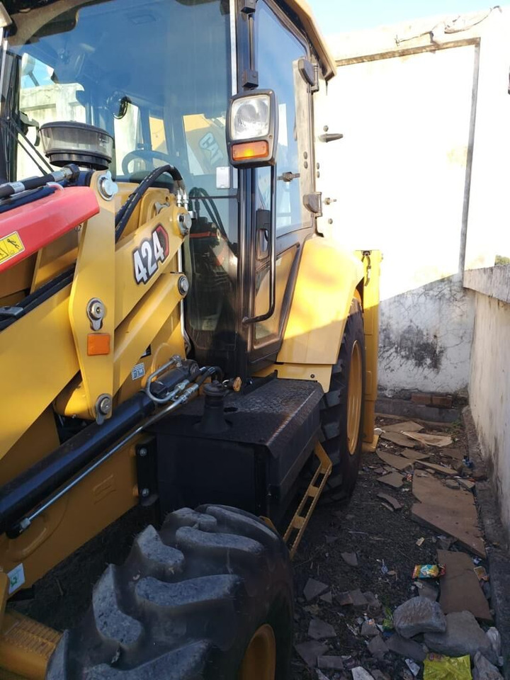 New Caterpillar 424 backhoe loader - Ровокопач: слика 3 New Caterpillar 424 backhoe loader - Ровокопач: слика 3