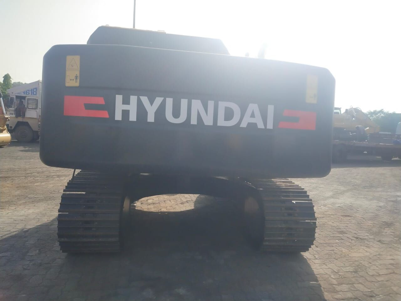 New Hyundai R210 tracked excavator - Багер гасеничар: слика 5 New Hyundai R210 tracked excavator - Багер гасеничар: слика 5