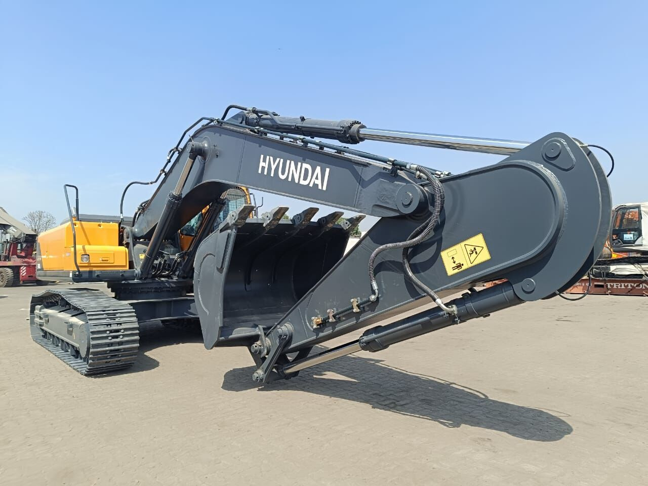 New Hyundai R340 tracked excavator - Багер гасеничар: слика 4 New Hyundai R340 tracked excavator - Багер гасеничар: слика 4