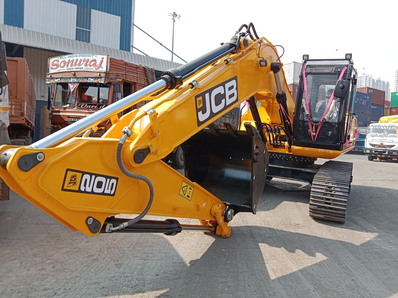 New JCB JS 200 tracked excavator - Багер гасеничар: слика 1 New JCB JS 200 tracked excavator - Багер гасеничар: слика 1