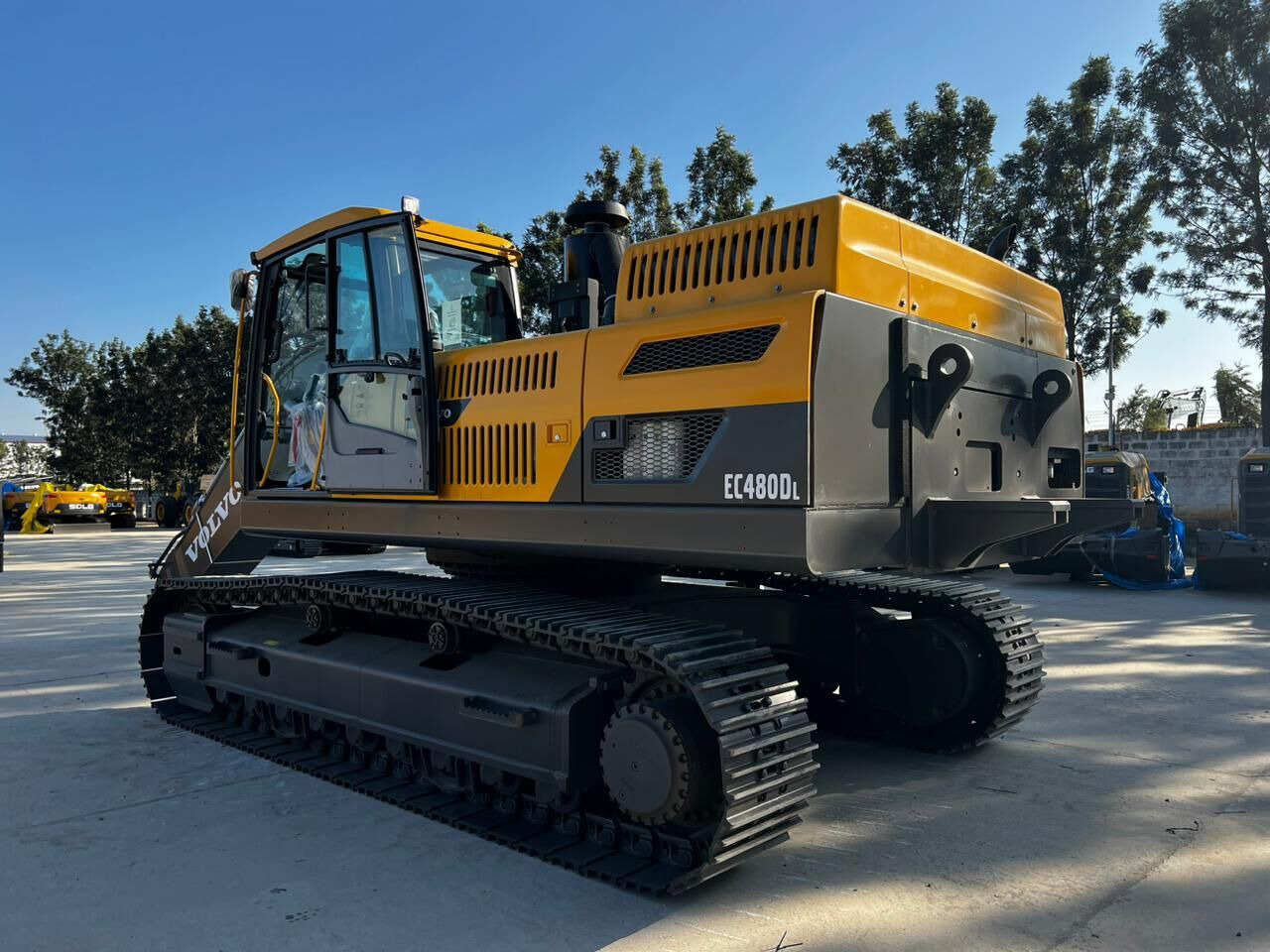 New Volvo EC480DL tracked excavator - Багер гасеничар: слика 4 New Volvo EC480DL tracked excavator - Багер гасеничар: слика 4