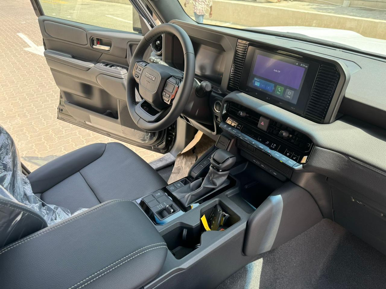 Toyota Prado - Автомобил: слика 3 Toyota Prado - Автомобил: слика 3