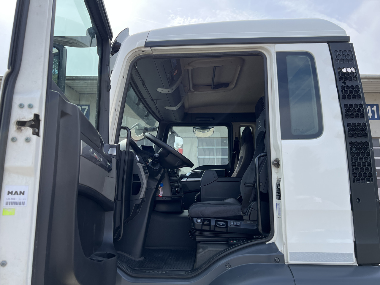 Камион со кабинска шасија MAN TGS 26 510 Lenk-Liftachse | Retarder | Klima: слика 16