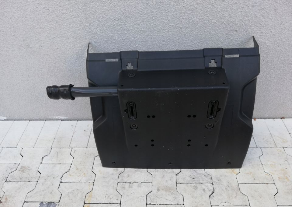 BŁOTNIK VOLVO FH4 NOWY ORYGINAŁ - Блатобран за Камион: слика 1 BŁOTNIK VOLVO FH4 NOWY ORYGINAŁ - Блатобран за Камион: слика 1