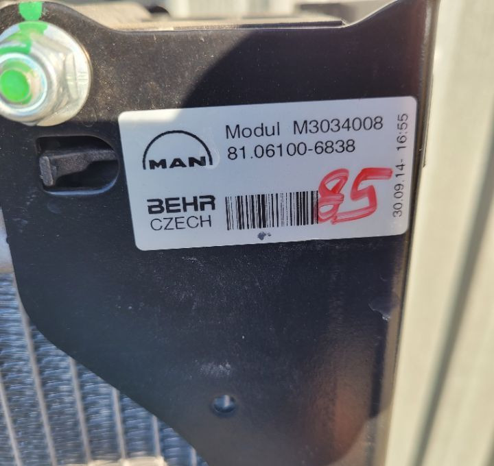 CHŁODNICA MAN TGS TGA RDZEN 85CM 81.06100-6838 NOWY ORYG. - Систем за ладење за Камион: слика 3 CHŁODNICA MAN TGS TGA RDZEN 85CM 81.06100-6838 NOWY ORYG. - Систем за ладење за Камион: слика 3