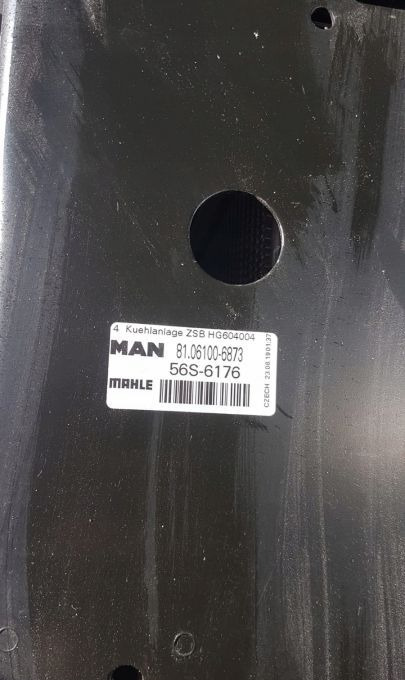 CHŁODNICE MAN TGS E6. MAHLE NOWY ORYGINAŁ 82CM. - Систем за ладење за Камион: слика 4 CHŁODNICE MAN TGS E6. MAHLE NOWY ORYGINAŁ 82CM. - Систем за ладење за Камион: слика 4