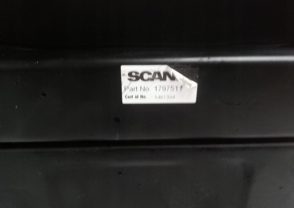 FOTEL PRAWY SCANIA R SKŁADANY 1797511 - Седиште за Камион: слика 2 FOTEL PRAWY SCANIA R SKŁADANY 1797511 - Седиште за Камион: слика 2