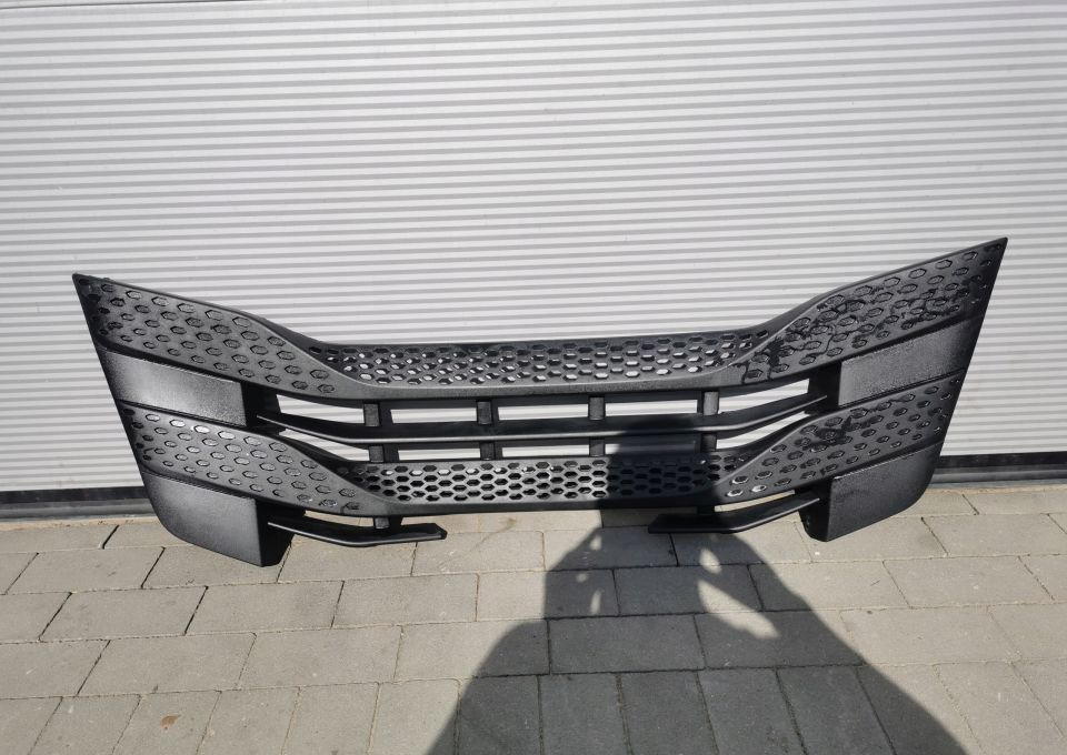 GRILL ATRAPA IVECO STRALIS S WAY 5802401392 - Решетка за Камион: слика 1 GRILL ATRAPA IVECO STRALIS S WAY 5802401392 - Решетка за Камион: слика 1