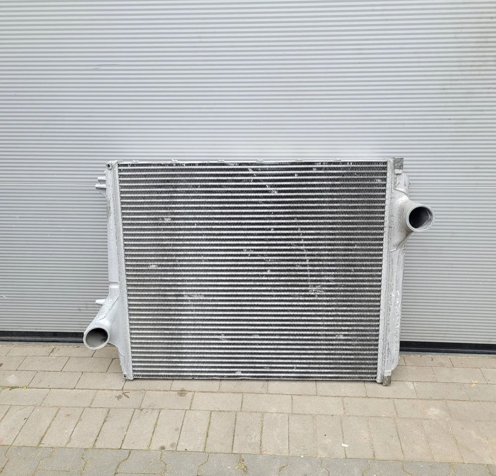 INTERCOOLER RENAULT GAMA T ORYGINAL SZCZELNA 7421892738 CHWALIM116 - Интеркулер за Камион: слика 1 INTERCOOLER RENAULT GAMA T ORYGINAL SZCZELNA 7421892738 CHWALIM116 - Интеркулер за Камион: слика 1