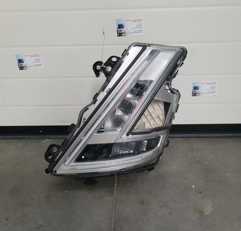 LAMPA LED LH. VOLVO FH5 23752680 ORYGINAŁ CHWALIM116 - Светло/ Осветлување за Камион: слика 1 LAMPA LED LH. VOLVO FH5 23752680 ORYGINAŁ CHWALIM116 - Светло/ Осветлување за Камион: слика 1
