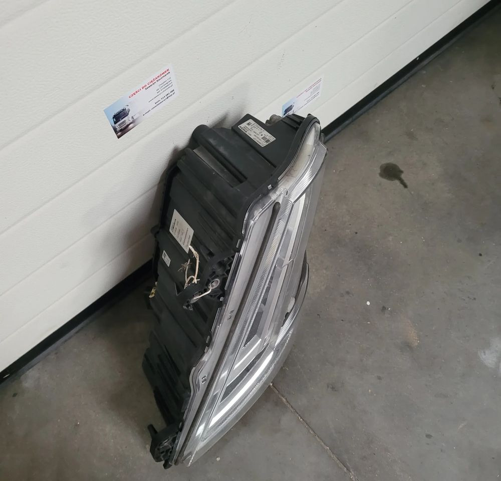 LAMPA LED LH. VOLVO FH5 23752680 ORYGINAŁ CHWALIM116 - Светло/ Осветлување за Камион: слика 3 LAMPA LED LH. VOLVO FH5 23752680 ORYGINAŁ CHWALIM116 - Светло/ Осветлување за Камион: слика 3