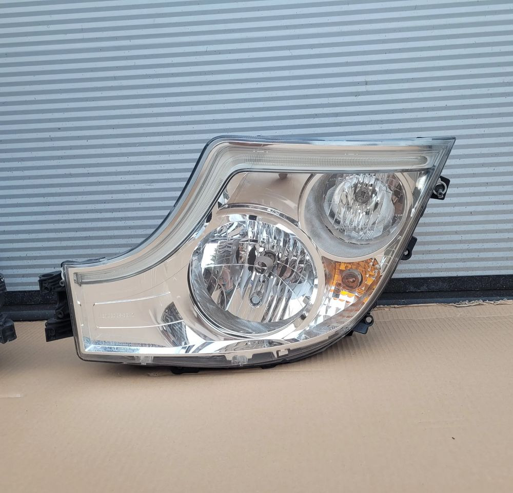 LAMPA RH/LH MERCRDES ACTROS MP5 ORYGINAŁ A9618205139,A9618205039 CHWALIM116 - Светло/ Осветлување за Камион: слика 2 LAMPA RH/LH MERCRDES ACTROS MP5 ORYGINAŁ A9618205139,A9618205039 CHWALIM116 - Светло/ Осветлување за Камион: слика 2