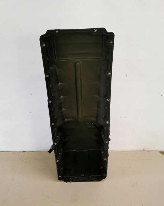 MISKA OLEJOWA ACTROS MP4 A471 010 01 13 igła - Картер за масло за Камион: слика 4 MISKA OLEJOWA ACTROS MP4 A471 010 01 13 igła - Картер за масло за Камион: слика 4