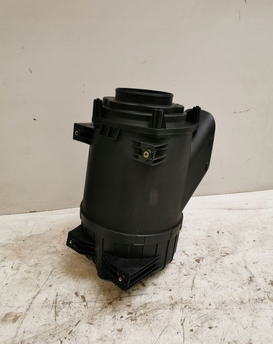 OBUDOWA FILTRA POWIETRZA SCANIA S R NGT 22321180 - Филтер за воздух за Камион: слика 1 OBUDOWA FILTRA POWIETRZA SCANIA S R NGT 22321180 - Филтер за воздух за Камион: слика 1