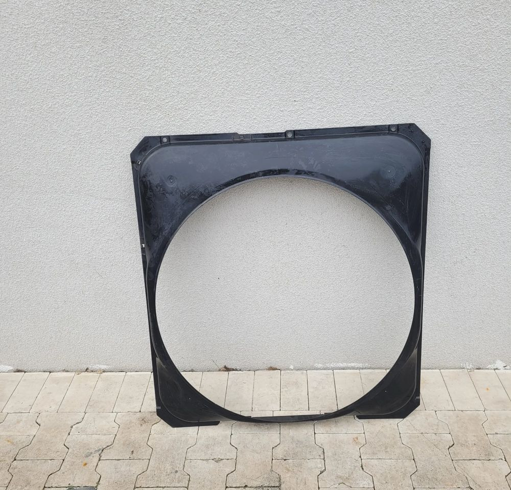 OSŁONA CHŁODNICY SCANIA R ORYGINAL NOWA 1390705 - Систем за ладење за Камион: слика 1 OSŁONA CHŁODNICY SCANIA R ORYGINAL NOWA 1390705 - Систем за ладење за Камион: слика 1