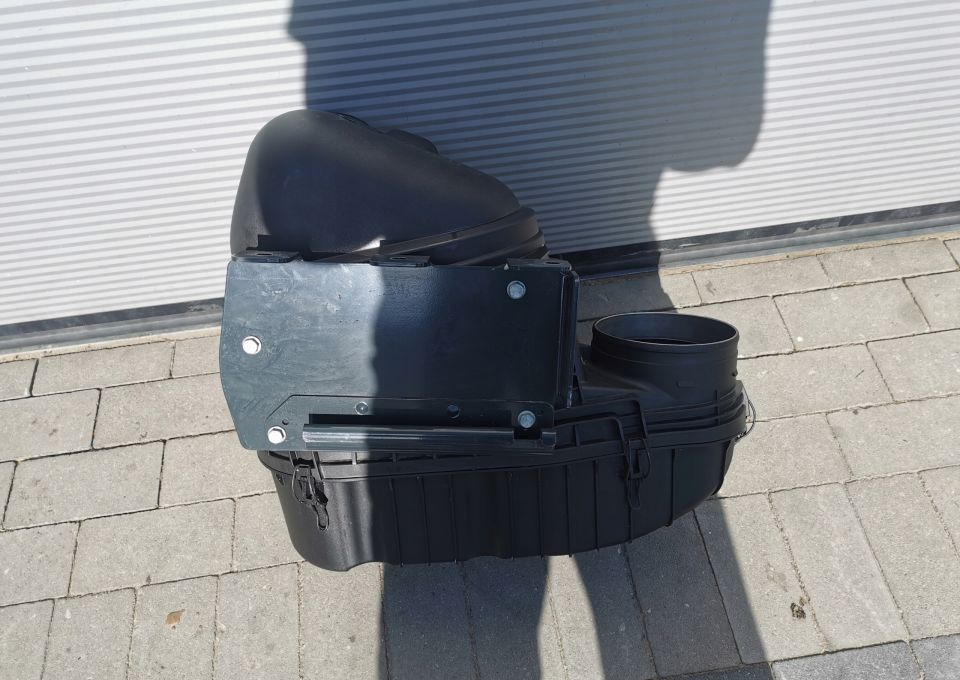 Obudowa filtra powietrza iveco eurocargo 580155845 - Филтер за воздух: слика 4 Obudowa filtra powietrza iveco eurocargo 580155845 - Филтер за воздух: слика 4
