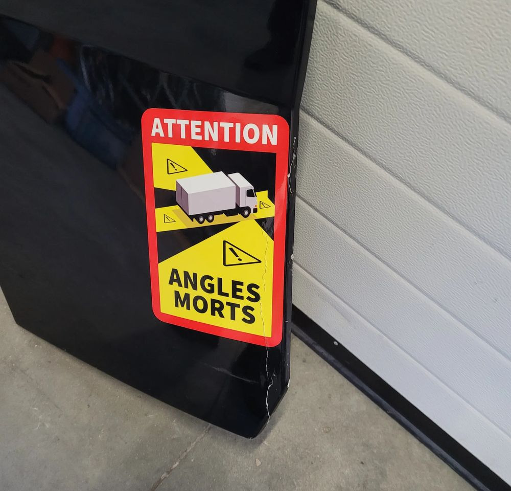 PRZEDŁUŻENIE DRZWI MASKOWNICA RENAULT GAMA T RAGNE T OM 50124313 - Врата и делови за Камион: слика 4 PRZEDŁUŻENIE DRZWI MASKOWNICA RENAULT GAMA T RAGNE T OM 50124313 - Врата и делови за Камион: слика 4