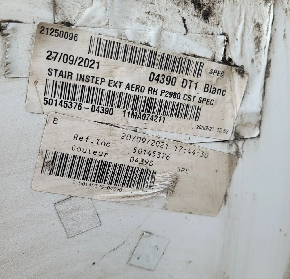 STOPNICA RENAULT RANGE T GAMA RH ORYGINAŁ 50145376 CHWALIM116 - Праг за стапнување за Камион: слика 3 STOPNICA RENAULT RANGE T GAMA RH ORYGINAŁ 50145376 CHWALIM116 - Праг за стапнување за Камион: слика 3