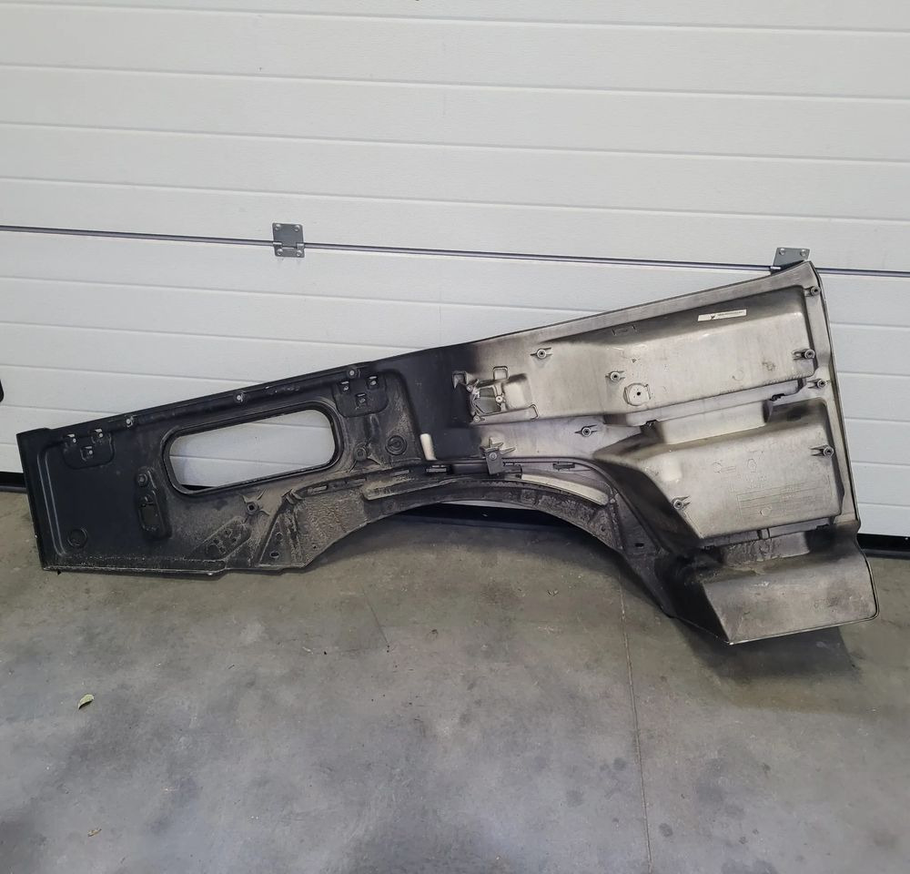 STOPNICA WŁAZ RENAULT GAMA T 82575889 CHWALIM116 - Праг за стапнување за Камион: слика 5 STOPNICA WŁAZ RENAULT GAMA T 82575889 CHWALIM116 - Праг за стапнување за Камион: слика 5