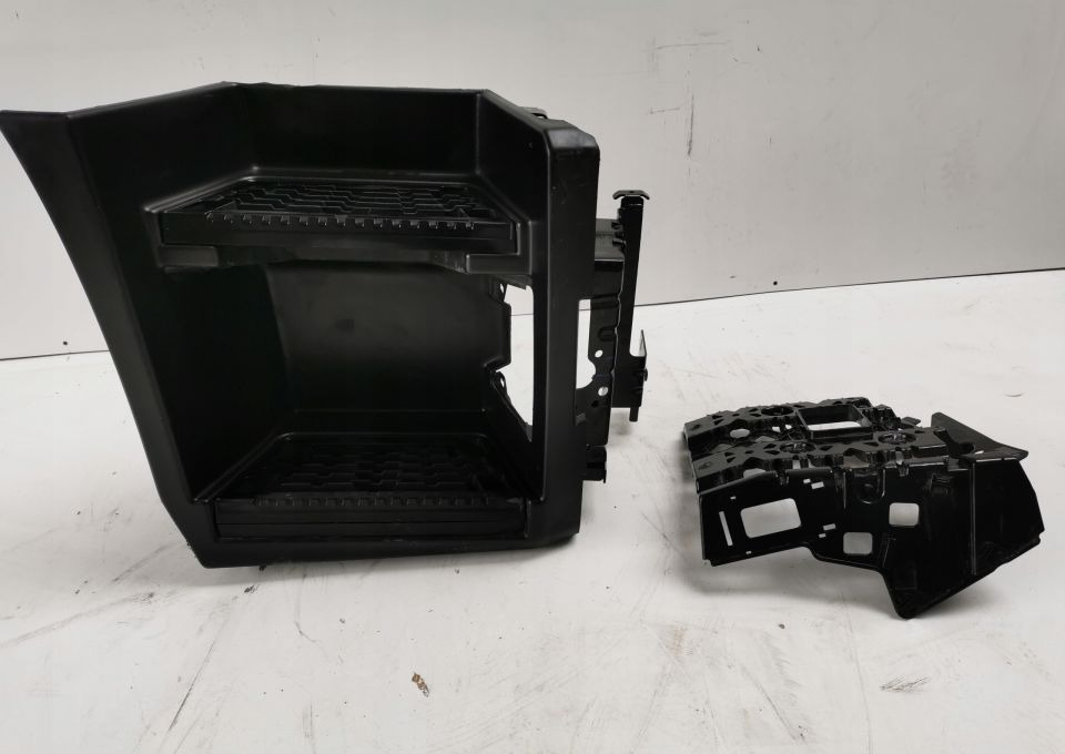 STOPNICA WŁAZ RENAULT RANGE T GAMA RH. ORYGINAŁ - Праг за стапнување за Камион: слика 1 STOPNICA WŁAZ RENAULT RANGE T GAMA RH. ORYGINAŁ - Праг за стапнување за Камион: слика 1