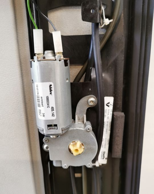 SZYBERDACH RENAULT RANGE T GAMA - Каросерија и екстериер за Камион: слика 5 SZYBERDACH RENAULT RANGE T GAMA - Каросерија и екстериер за Камион: слика 5