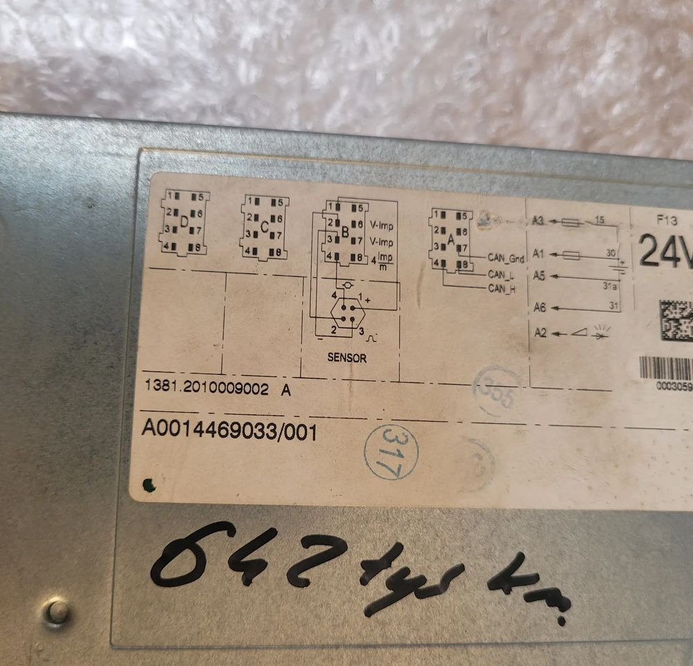 TACHOGRAF MERCEDES ACTROS A0014469033 R.2.0 - Тахограф за Камион: слика 2 TACHOGRAF MERCEDES ACTROS A0014469033 R.2.0 - Тахограф за Камион: слика 2