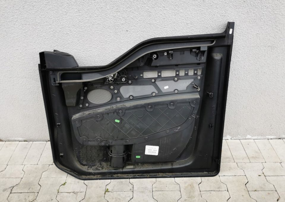 TAPICERKA DRZWI Man TGX LH LIFT ORYGINAŁ - Врата и делови за Камион: слика 4 TAPICERKA DRZWI Man TGX LH LIFT ORYGINAŁ - Врата и делови за Камион: слика 4