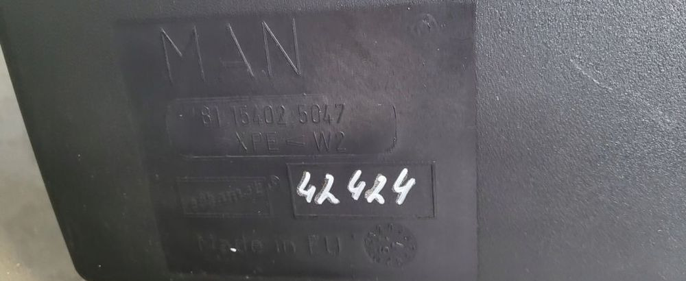 ZBIORNIK AD BLUE MAN TGS E6 81.15402 5047 - AdBlue резервоар за Камион: слика 3 ZBIORNIK AD BLUE MAN TGS E6 81.15402 5047 - AdBlue резервоар за Камион: слика 3