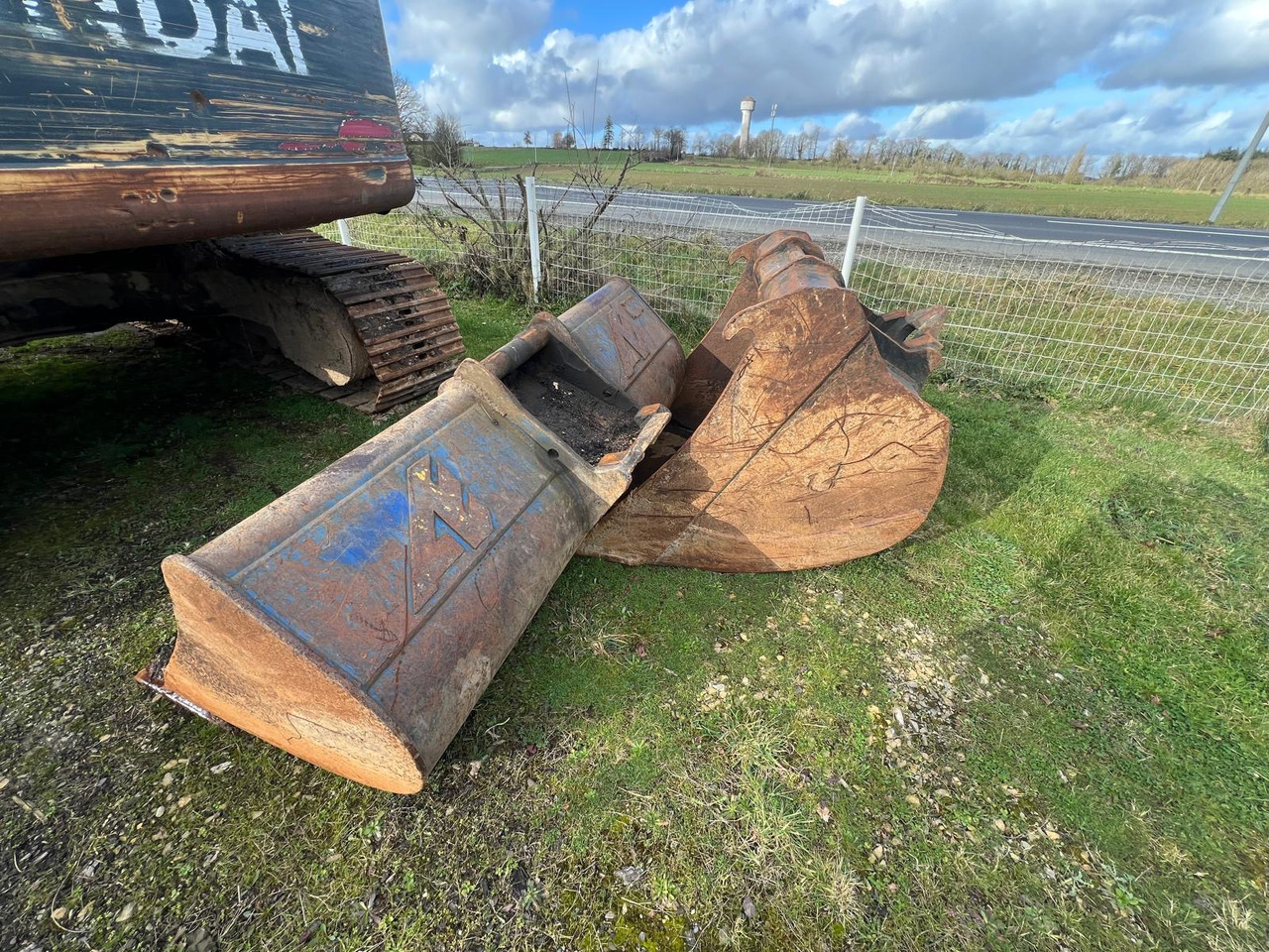 HYUNDAI ROBEX180L0-9 - Багер гасеничар: слика 5 HYUNDAI ROBEX180L0-9 - Багер гасеничар: слика 5