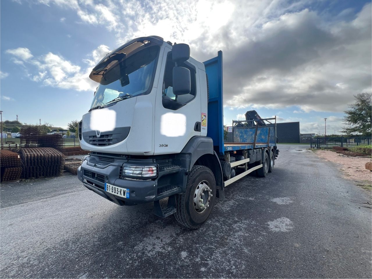 Renault kerax - Камион со кран: слика 2 Renault kerax - Камион со кран: слика 2