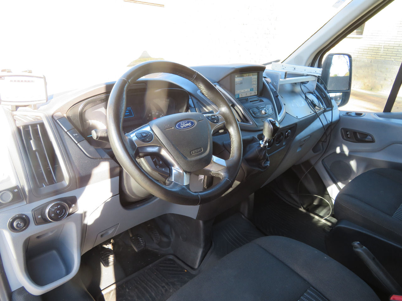 Товарно комбе Ford Transit 2.0TDCi L2H2: слика 13 Товарно комбе Ford Transit 2.0TDCi L2H2: слика 13