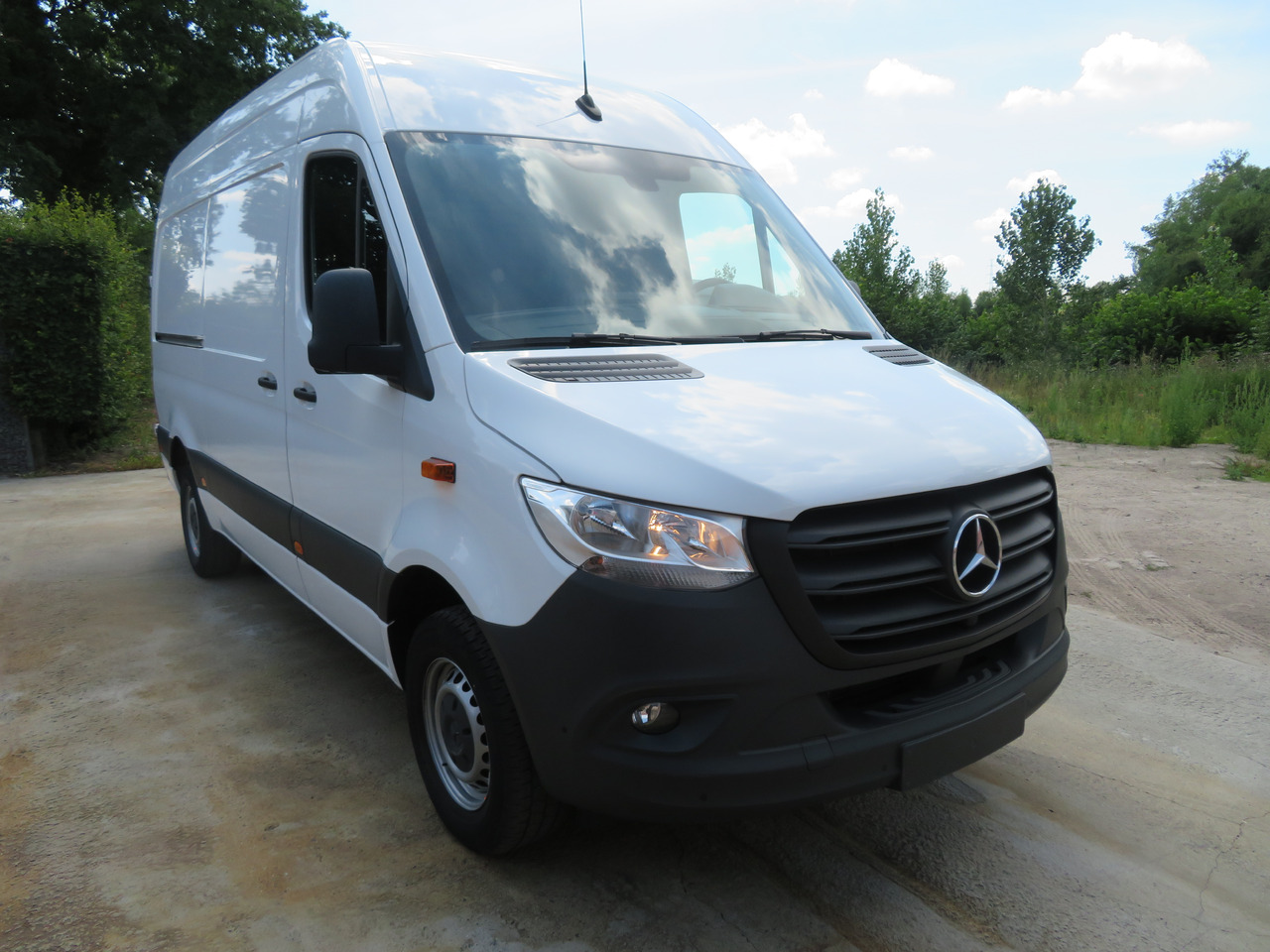 MERCEDES-BENZ Sprinter 317cdi - A2H2 - Комбе: слика 1 MERCEDES-BENZ Sprinter 317cdi - A2H2 - Комбе: слика 1