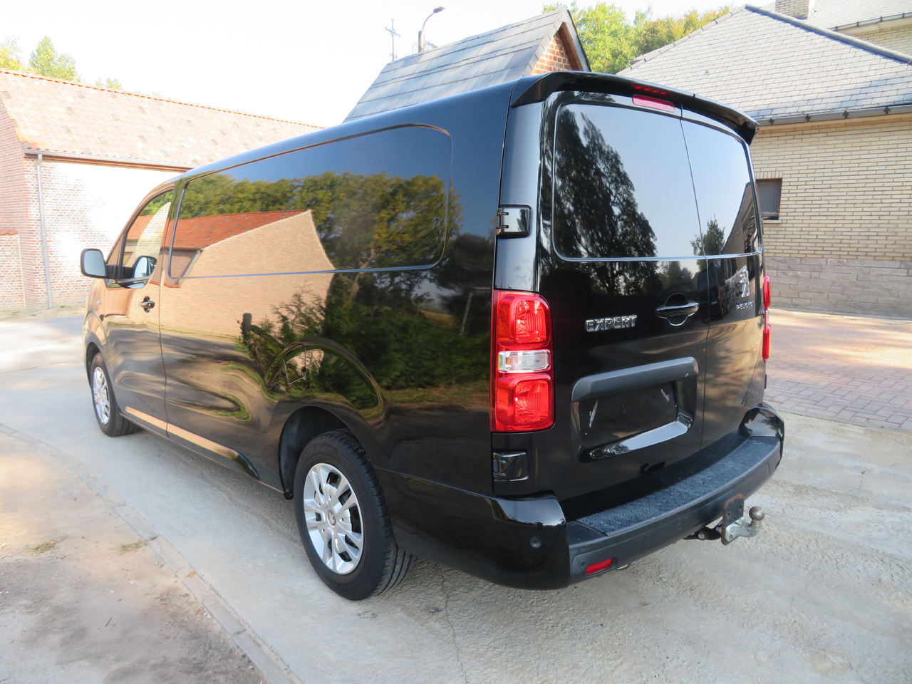 Peugeot Expert 2.0 BlueHDi - L3 - Automaat - Товарно комбе: слика 5 Peugeot Expert 2.0 BlueHDi - L3 - Automaat - Товарно комбе: слика 5
