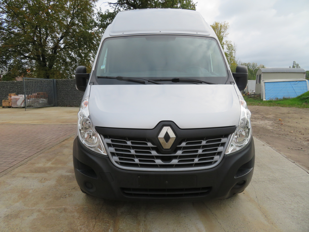 Renault Master 2.3dCi Grand Confort - L3H3 - Товарно комбе: слика 2 Renault Master 2.3dCi Grand Confort - L3H3 - Товарно комбе: слика 2