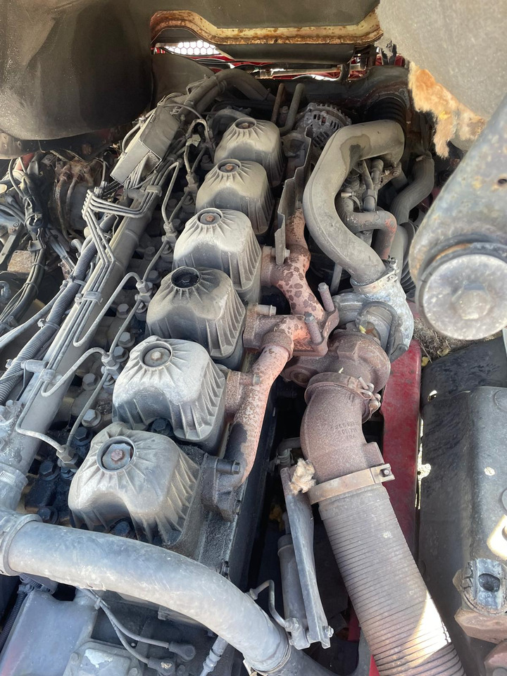 Лизинг на Scania 94 GB 6X2 Scania 94 GB 6X2: слика 19