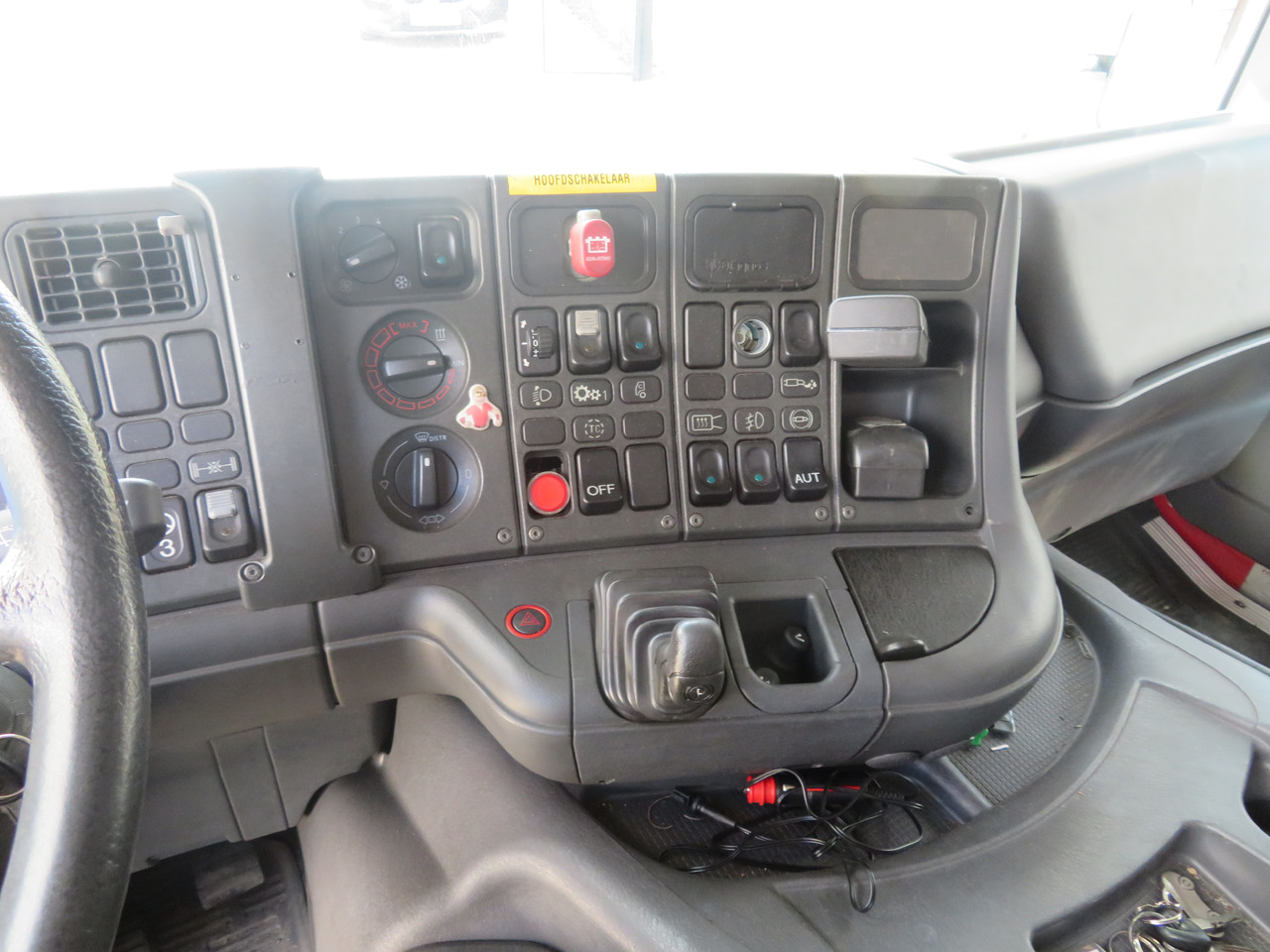 Лизинг на Scania 94 GB 6X2 Scania 94 GB 6X2: слика 11