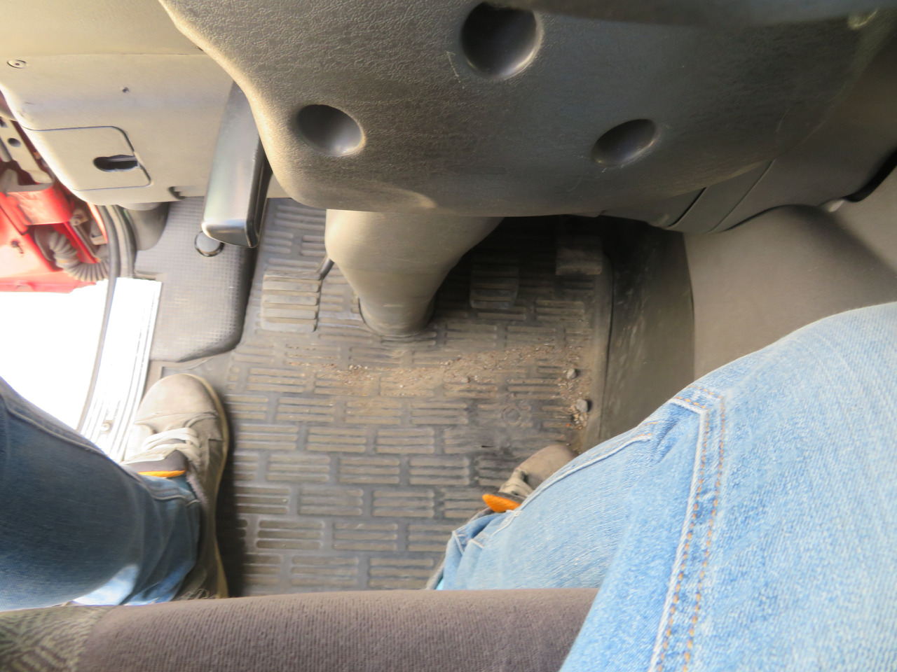 Лизинг на Scania 94 GB 6X2 Scania 94 GB 6X2: слика 13