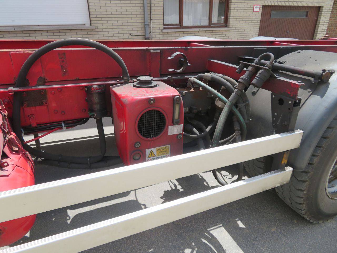 Лизинг на Scania 94 GB 6X2 Scania 94 GB 6X2: слика 8